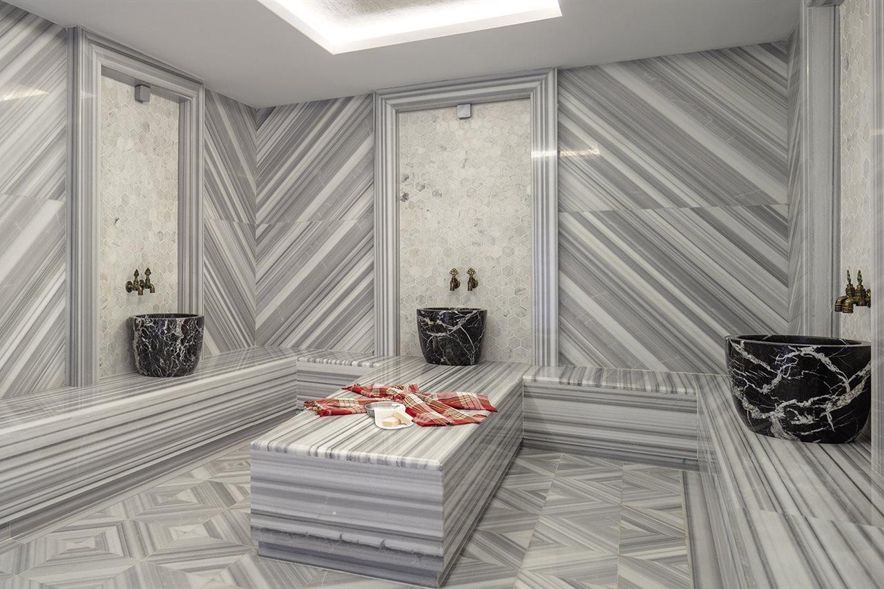 Готель Radisson Aliaga 5*