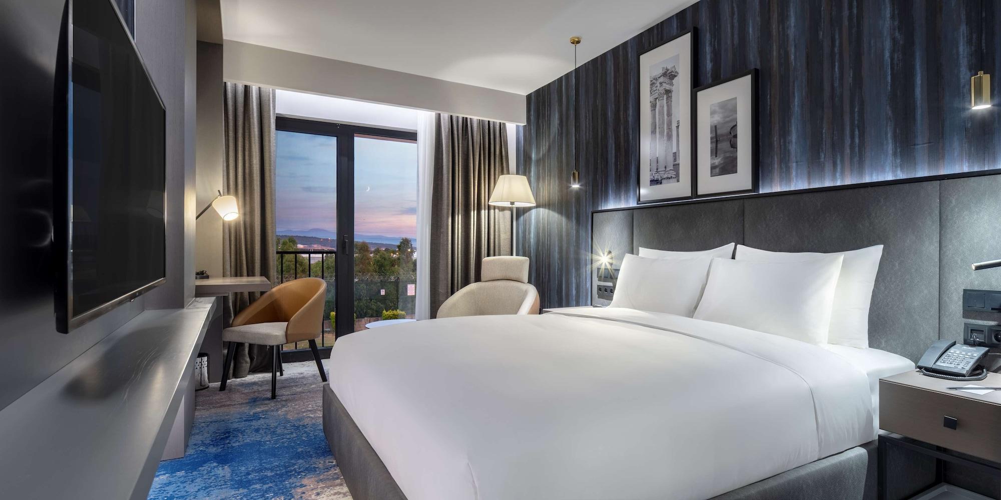 Radisson Aliaga 5* İzmir